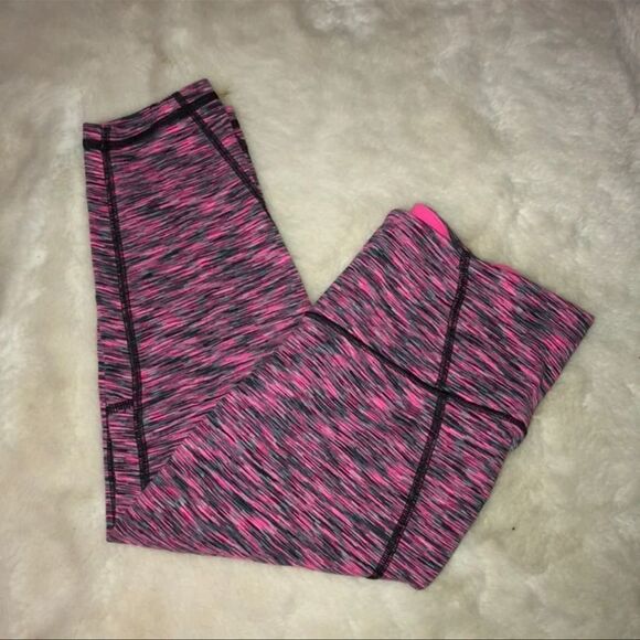 Victorias Secret Knockout 3/4 Leggings Size XS Compression VSX Sport - Picture 11 of 12